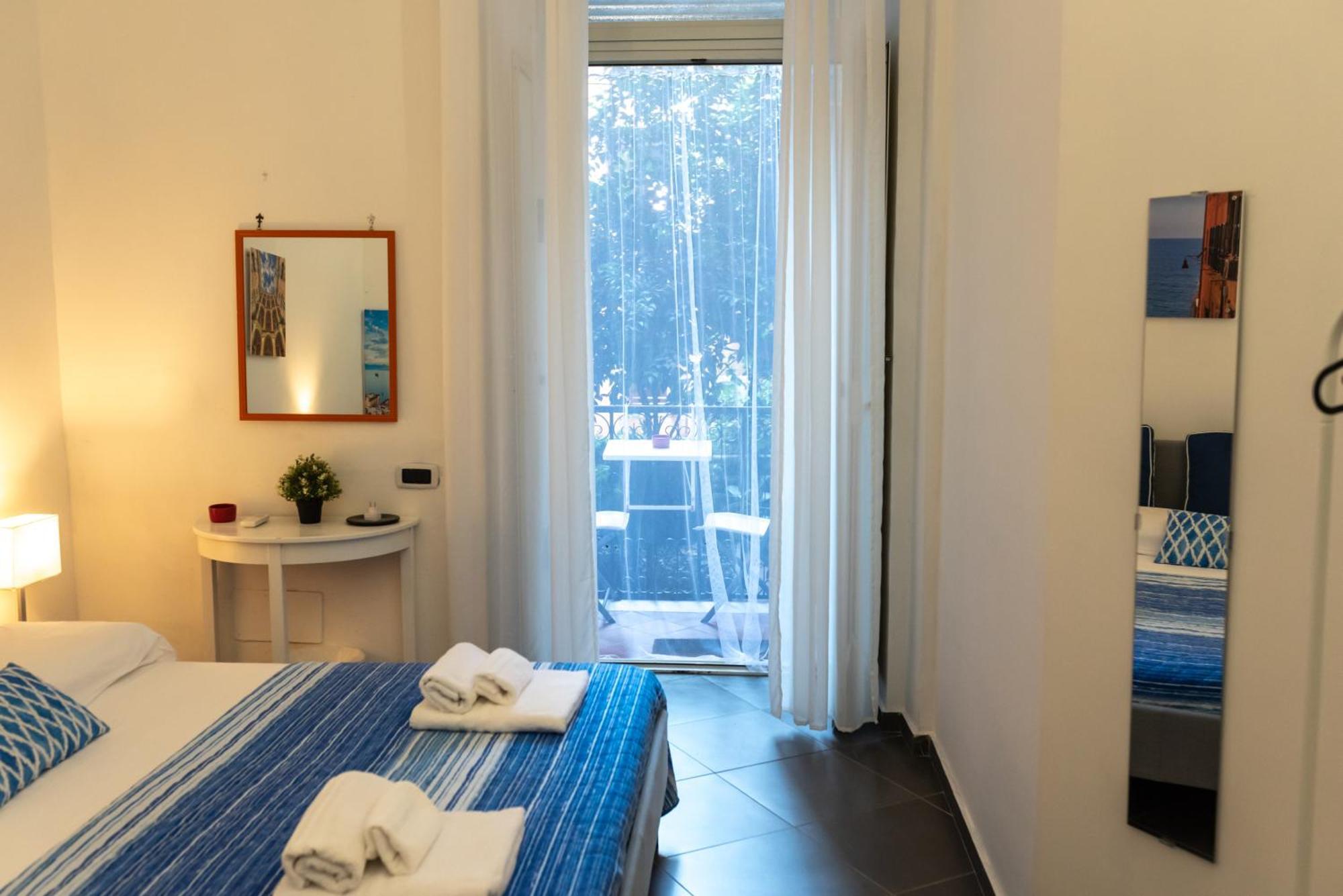 Sottosopra Chiaia Appartement *